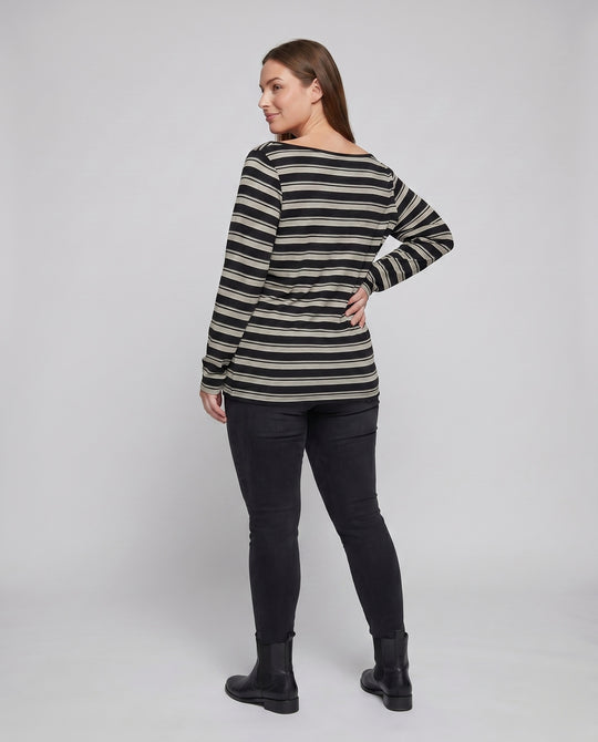 Product 15636510572874 - back_view