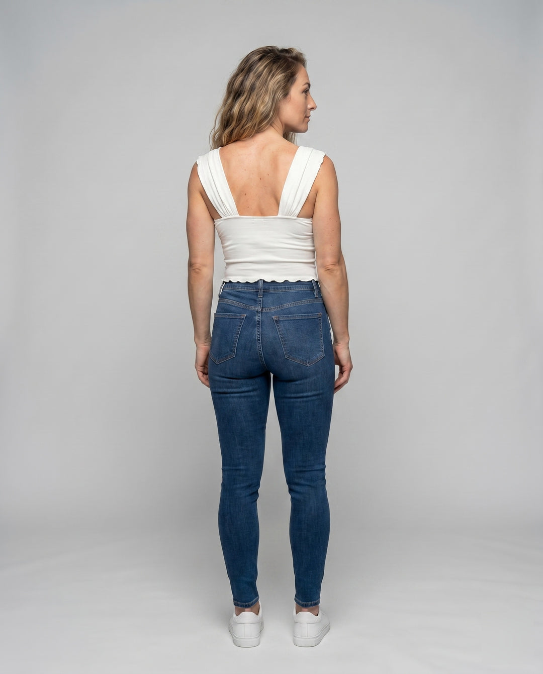 Product 15636512407882 - back_view