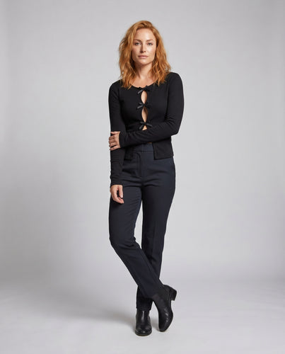 Damen Langarm Bluse mit dekorativen Schleifen und raffinierter Knopfleiste