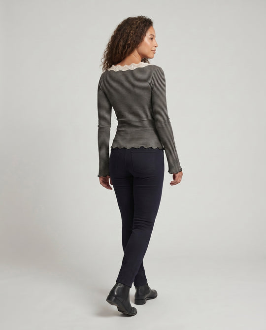 Product 15636517683530 - back_view