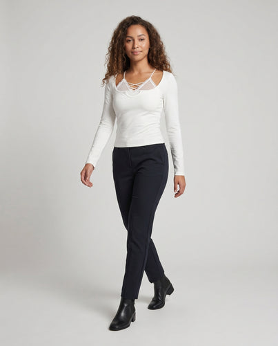 Damen Langarmshirt mit raffinierten Schnittdetails
