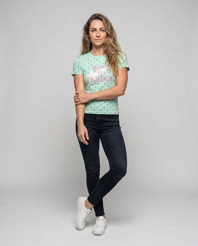 Damen T-Shirt mit modernem Punktemuster und trendigem Schriftzug