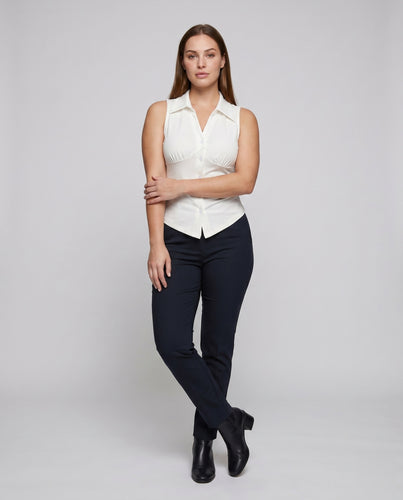 Damen Tailored Bluse mit klassischem Kragen und raffinierten Details