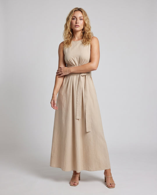 Product 15638194717002 - full_body_front