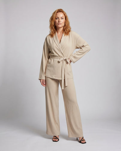 Damen Elegantes Jumpsuit mit weitem Schnitt und lässigem Gürtel EB