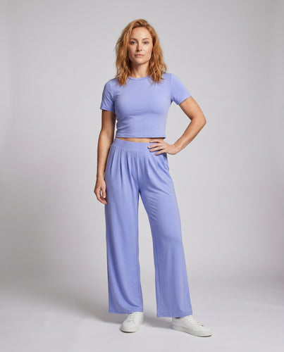 Damen Elegantes Lounge-Set mit Crop-Top und weiter Hose EB