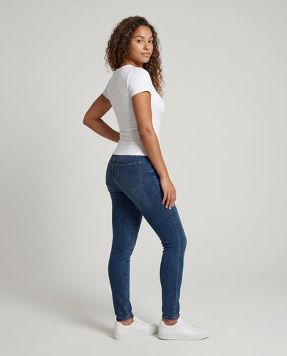 Damen Figurumspielendes Basic-T-Shirt mit Rundhalsausschnitt EB
