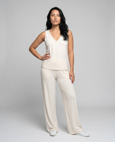 Damen Jumpsuit mit weitem Schnitt und eleganter Textur EB