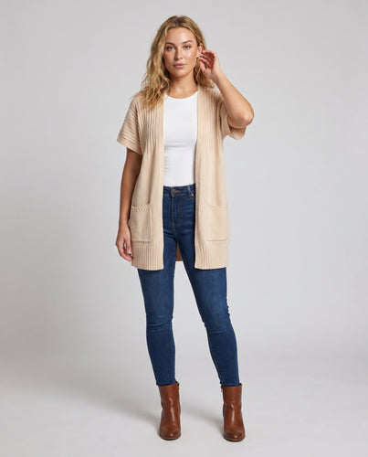 Damen Relaxed Strickjacke mit tiefem V-Ausschnitt und praktischen Taschen EB