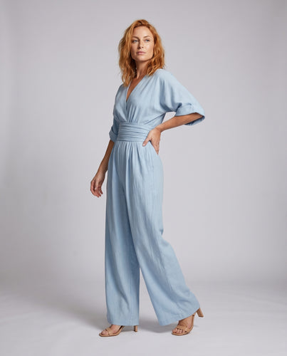 Damen Weit geschnittener Jumpsuit mit tiefem V-Ausschnitt und schickem Taillengürtel EB