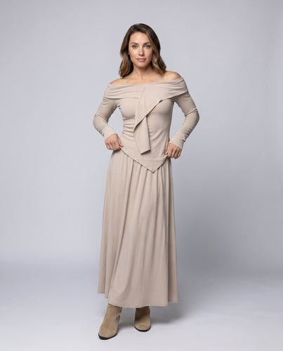 Damen Elegantes Maxikleid mit strukturiertem Oberteil und schwingendem Rock