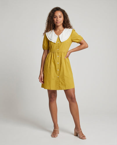 Damen Kleid mit großzügigem Kragen und Puffärmeln