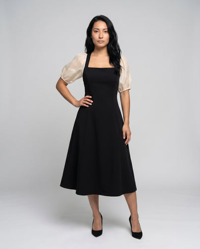 Damen Kleid mit Puffärmeln und Taillierung