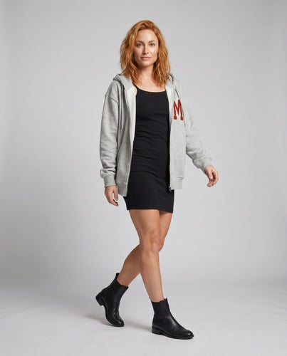Damen kurzes Kleid mit raffiniertem Rückenausschnitt und eleganten Trägern