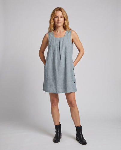 Damen lässiges Minikleid mit Knopfdetails und schwingendem Saum