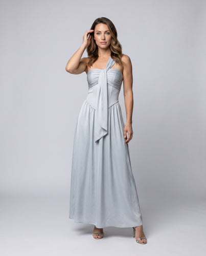 Damen Maxikleid mit elegantem schulterfreien Design und fließendem Stoff