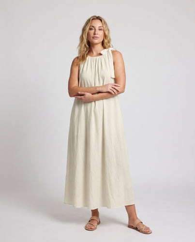 Damen Maxikleid mit gerafftem Oberteil und feinen Trägern