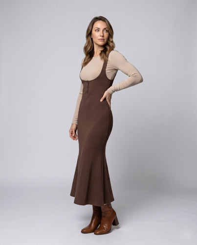 Damen Maxikleid mit schmalen Spaghetti-Trägern und elegantem Schnitt