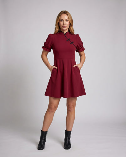 Damen Mini-Kleid mit Puffärmeln und asiatischen Designelementen