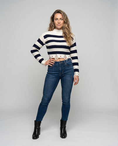 Damen Cropped Pullover mit Streifendesign und ausgefransten Säumen EB