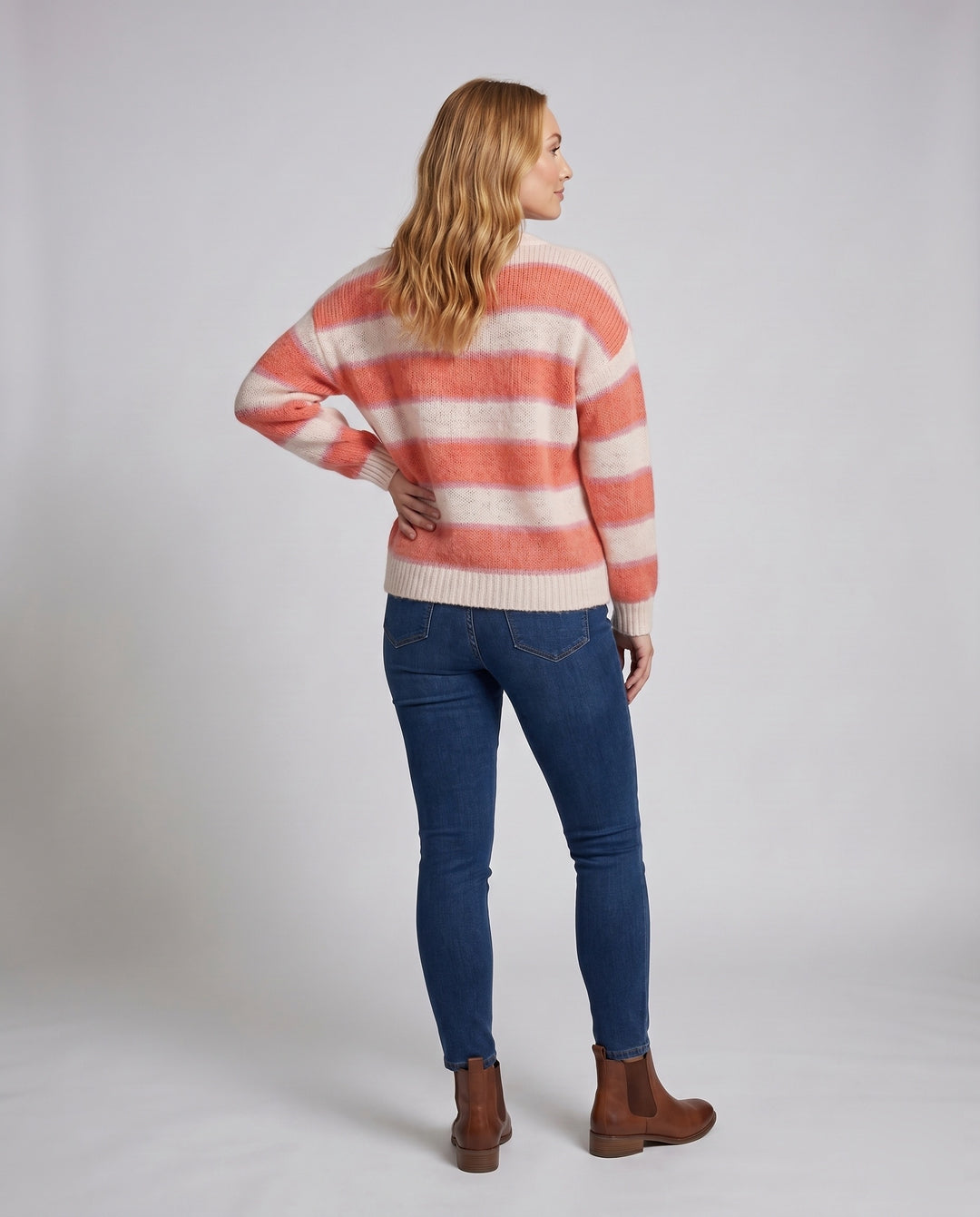 Product 15642542473546 - back_view