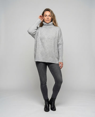 Damen Oversized Strickpullover mit hohem Kragen und modischem Strukturmuster EB