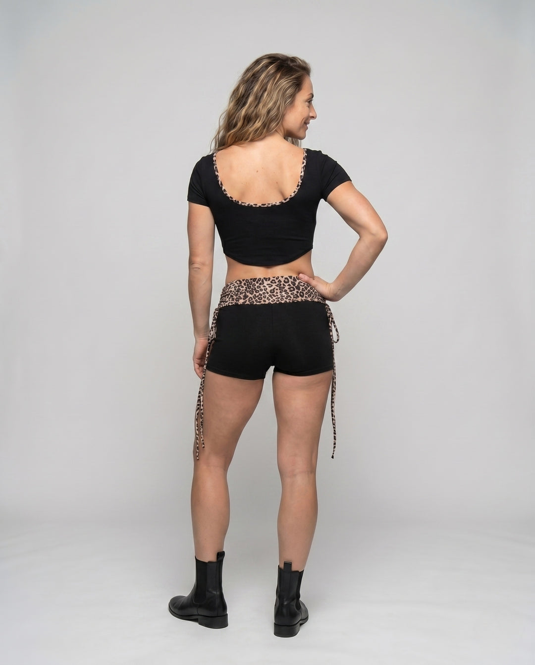 Product 15642566492490 - back_view