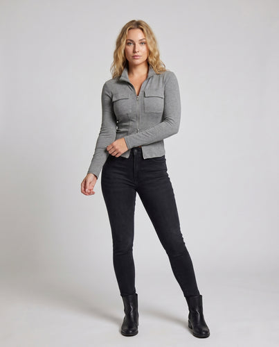 Damen Stilvolles Jersey-Top mit praktischen Brusttaschen EB
