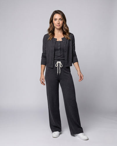 Damen Modischer Lounge-Anzug mit weitem Schnitt und komfortablem Material EB