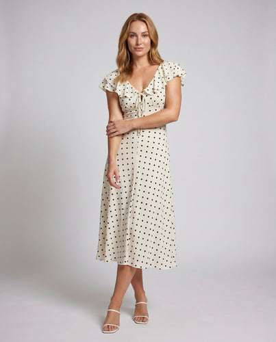 Damen Off-Shoulder Kleid mit Rüschen und Bindegürtel EB