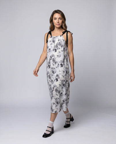 Damen romantisches Maxikleid mit floralem Druck und verspielten Trägern EB