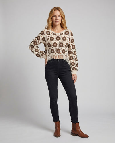 Damen cropped Häkelpullover mit floralen Akzenten EB