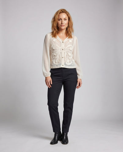 Damen elegante Häkelbluse mit floralen Details EB