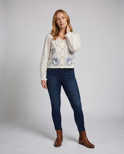 Damen gehäkelte Bluse mit transparenten Ärmeln und floralem Design EB