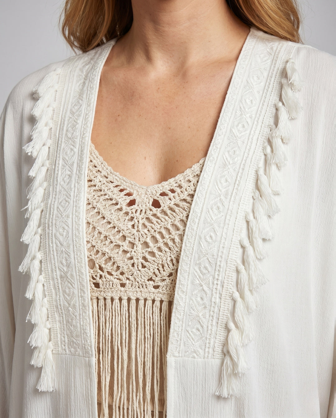 Damen gehäkeltes Crop-Top mit Fransen und romantischem Design EB