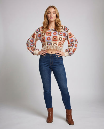 Damen gehäkeltes Crop-Top mit fransigem Saum EB