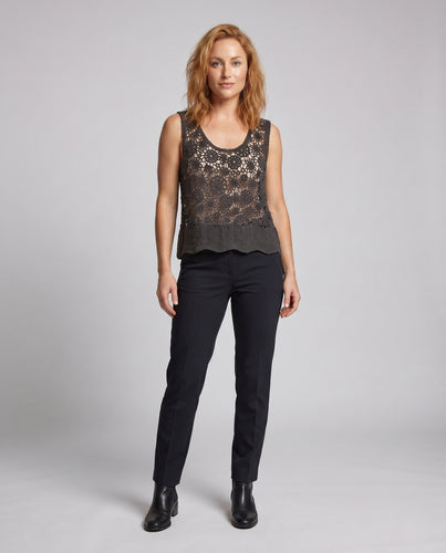 Damen gehäkeltes Sommeroberteil mit floralem Design EB