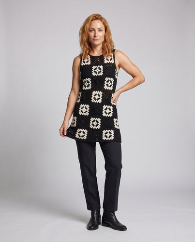 Damen Häkel-Kleid mit floralem Design EB