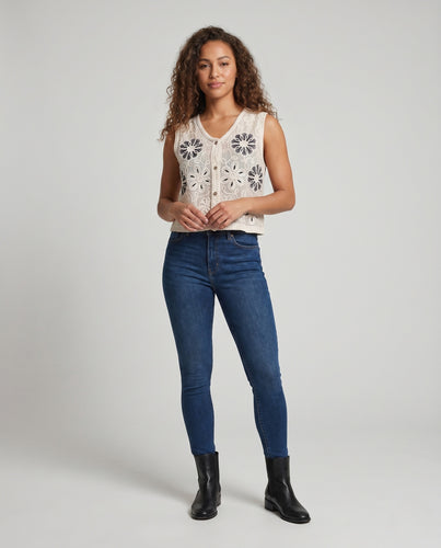 Damen Häkelbluse mit floralen Stickereien und Knopfleiste EB