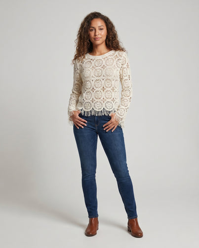 Damen Häkelbluse mit Fransen und filigranen Mustern EB