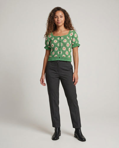 Damen Häkelbluse mit Knopfleiste und floralen Mustern EB