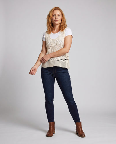 Damen Häkeloberteil mit floralen Stickereien EB 1777987655