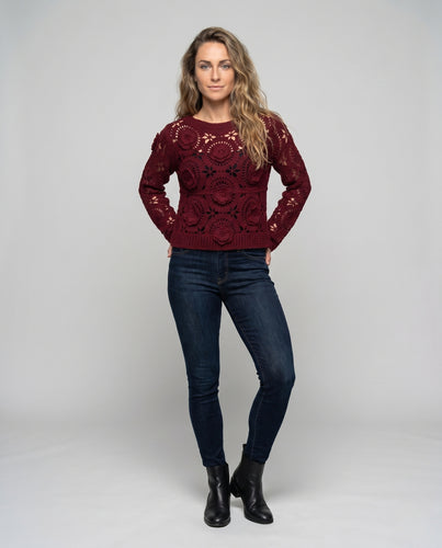 Damen Häkelpullover mit floralem Design EB