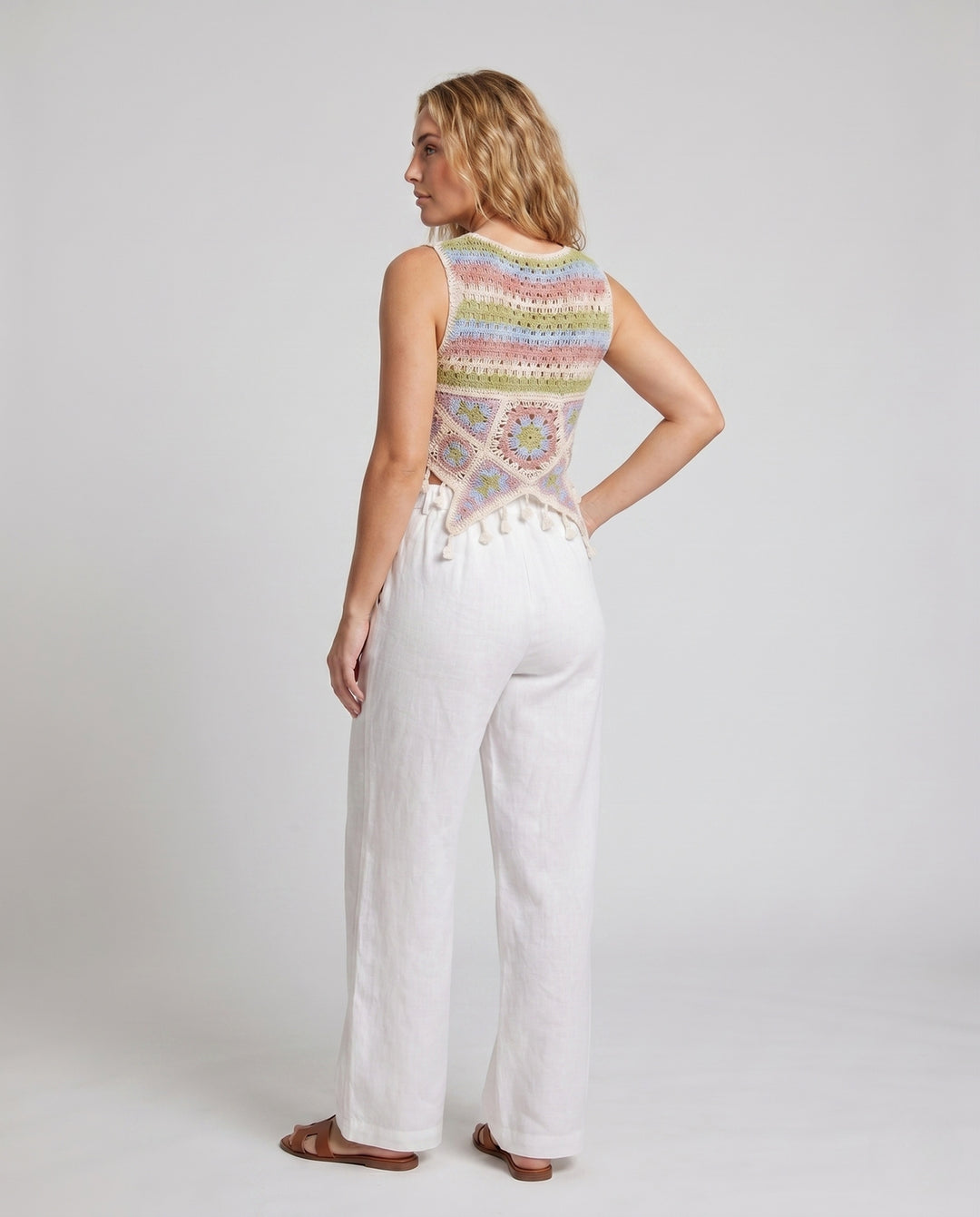 Product 15645957652810 - back_view