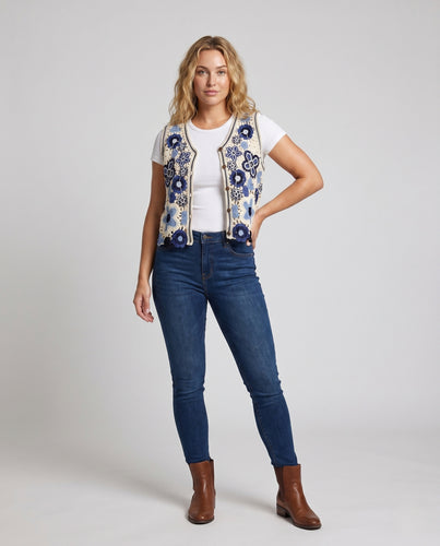 Damen Häkelweste mit floralen Applikationen und Knopfleiste EB