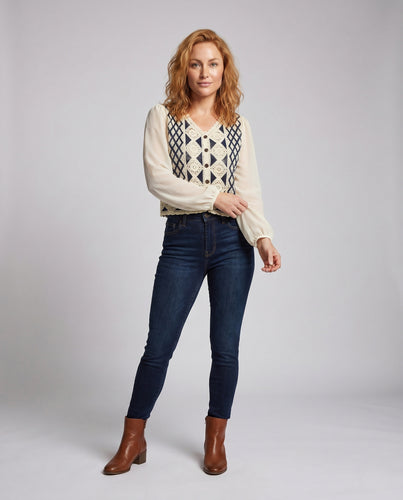 Damen Kurzes Stricktop mit transparenten Ärmeln EB