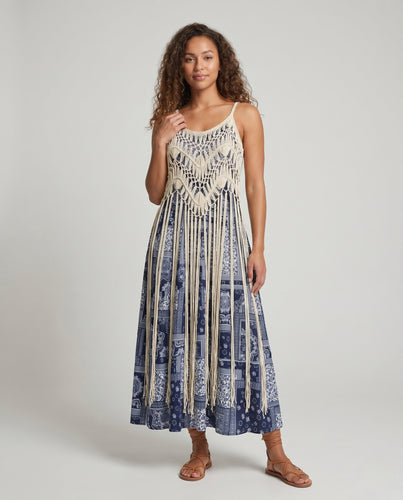 Damen Maxikleid mit gehäkeltem Oberteil und fransigen Details EB
