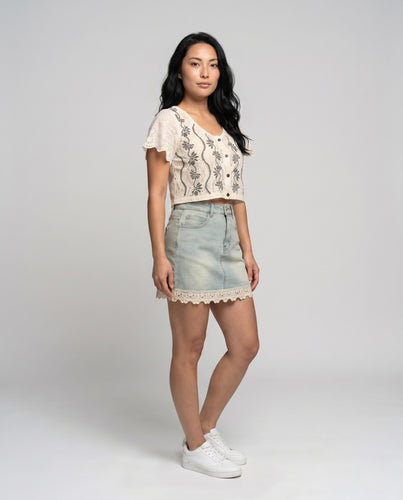 Damen romantische Häkelbluse mit floralen Applikationen EB