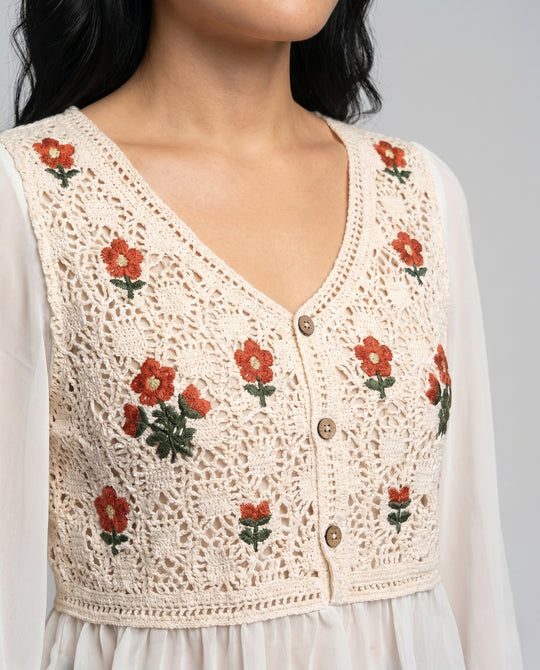 Damen romantische Häkelbluse mit floralen Verzierungen und Knopfleiste EB
