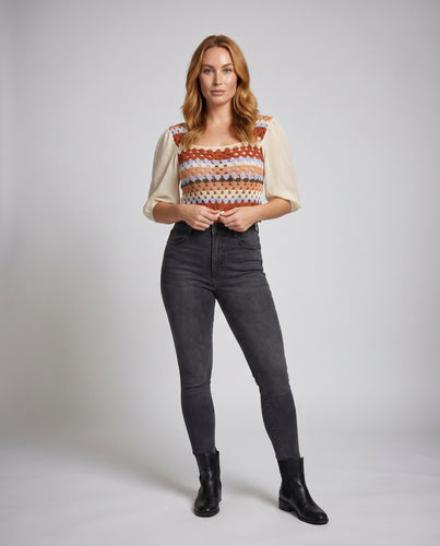 Damen Strickoberteil mit eleganten Puffärmeln EB